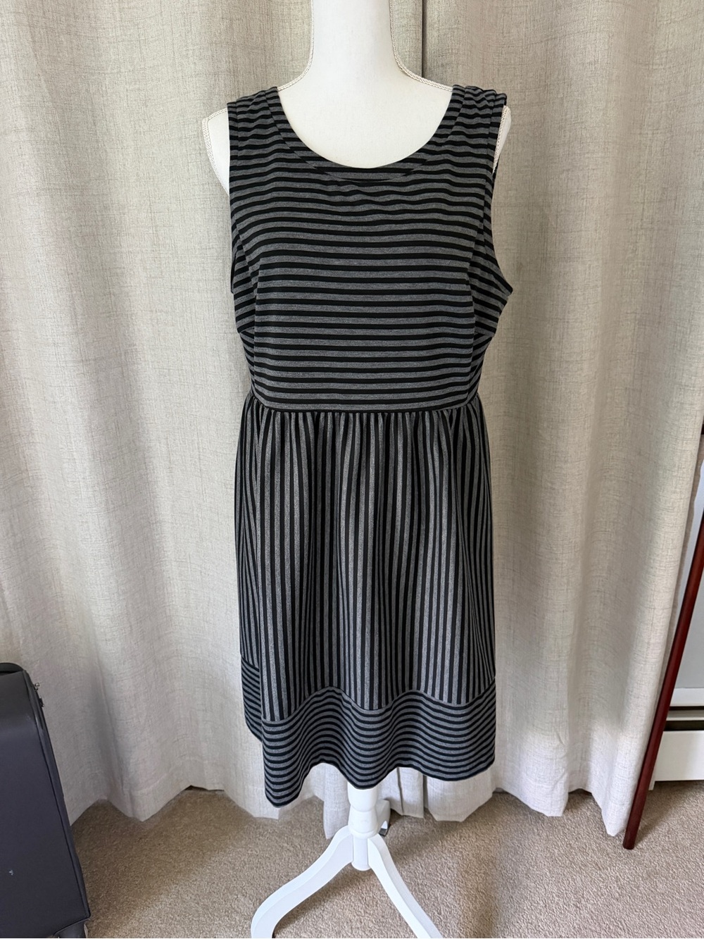 Daisy Fuentes Black and Gray Striped Midi Dress
